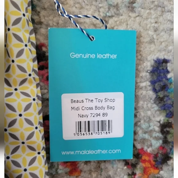 Mala Beaus The Toy Shop Midi Cross Body Bag - Picture 3 of 17